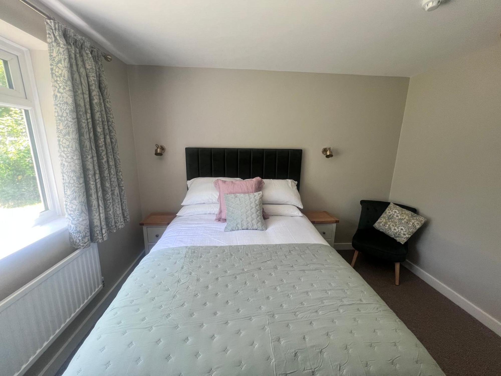Anchor Inn Oake Εξωτερικό φωτογραφία